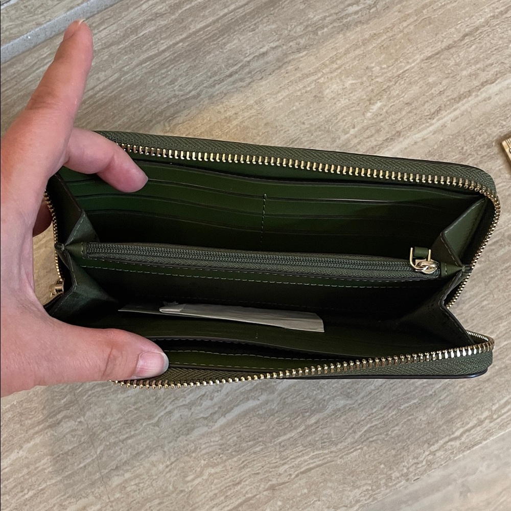kate spade ♠️ NWT green zip-around  pebble leather large continental lena wallet - Picture 9 of 12